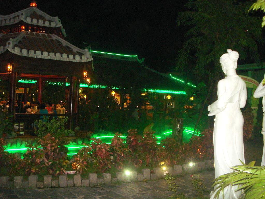 Ngoi Nha Xanh Hotel Danang Exteriér fotografie
