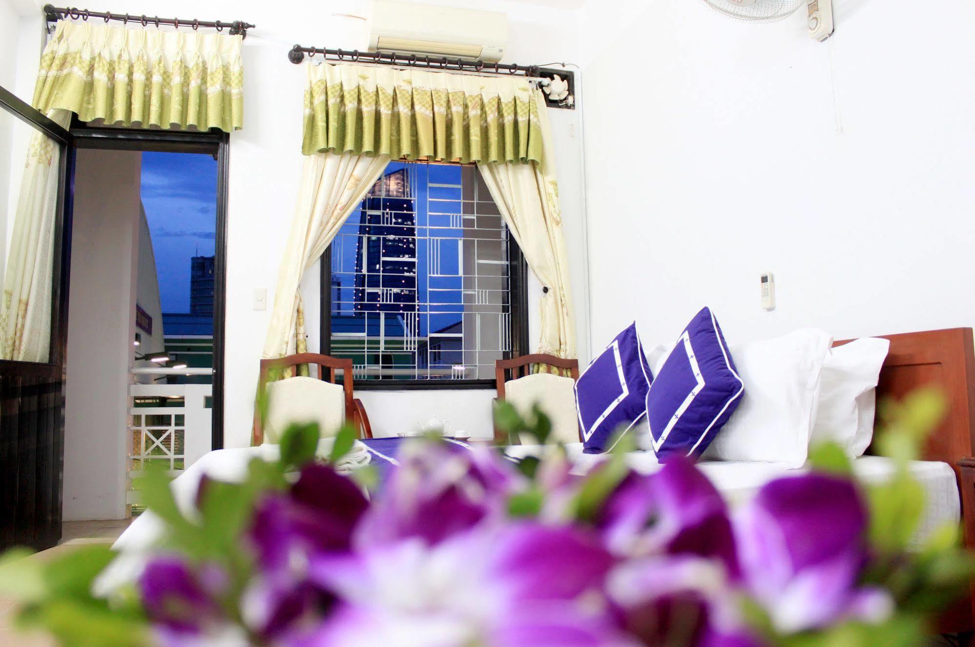 Ngoi Nha Xanh Hotel Danang Exteriér fotografie
